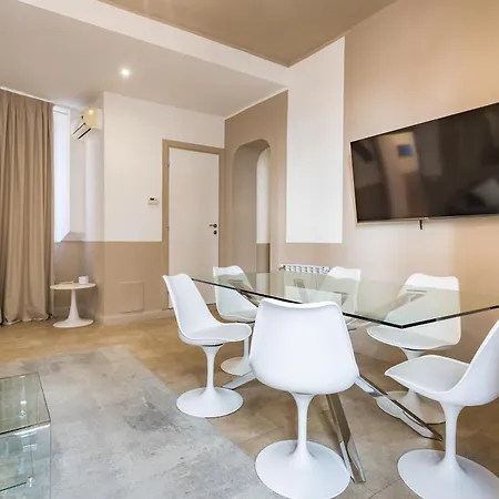 Drsrome-cavour Colosseo Apartman *