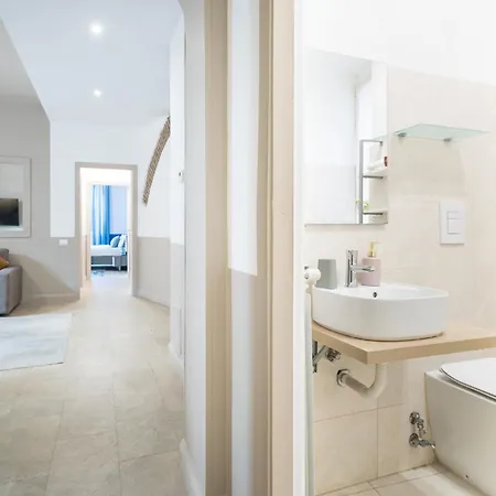 Drsrome-cavour Colosseo Apartman *
